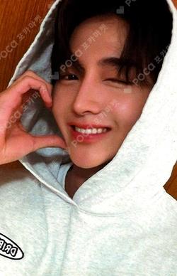 Weekend EVERLINE CHAJUNHO photocard image