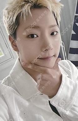 The Archive: Eight Summers LUCKY CHARM TRADING CARD E-TION photocard image