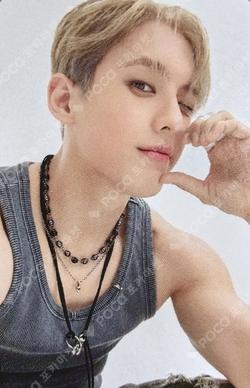 HOOK BROADCAST LEE MINHYUK photocard image