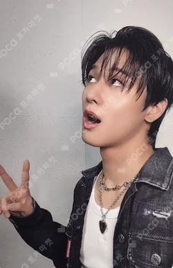a;effect Movement Ver. JUYEON photocard image