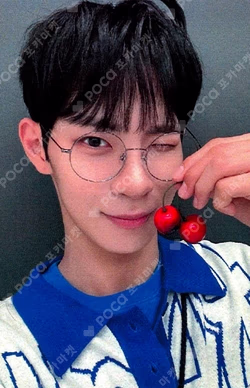 Kick-START WITHMUU HONGKEONHEE photocard image