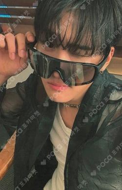 RUN RUN BAREFOOT BROADCAST KIMMINSEOUNG photocard image