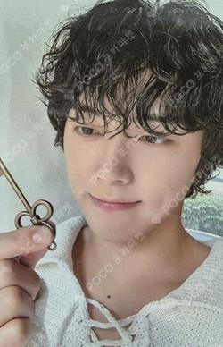 The Archive: Eight Summers REWARD MINKYUN photocard image