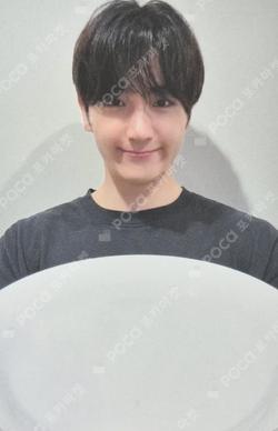 a;effect WITHMUU LUCKY DRAW HYUNJAE photocard image