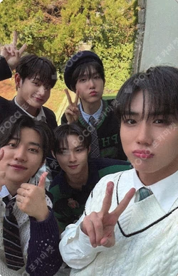 DKZ DEBUT 6TH ANNIVERSARY POP-UP STORE Unit photocard image
