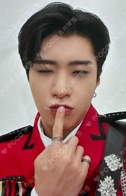 2025 ONF CONCERT [THE MAP:STRANGER’S PATH] MESH JERSEY T-SHIR WYATT photocard image