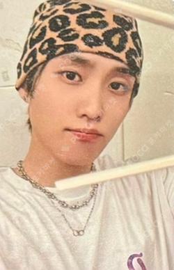 a;effect JUMP UP JACOB photocard image