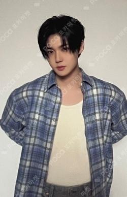 PLEASURE GREEN VER. US Exclusive DOYOUNG photocard image