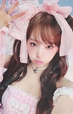 Blooming Wings YENA photocard image