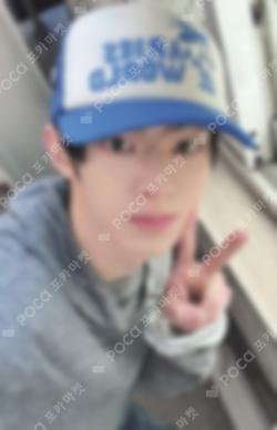 TRY WITH US YIZHIYU DOHOON photocard image