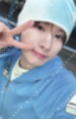TRY WITH US YIZHIYU KYUNGMIN photocard image