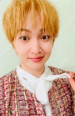 PERCENT SOUND WAVE ONEW photocard image