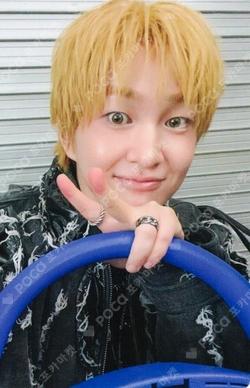 PERCENT MAKESTAR ONEW photocard image