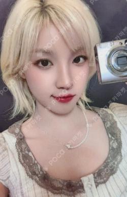 We are Hellolive shop LUCKY DRAW YUQI photocard image