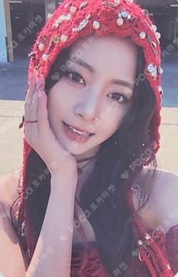TWICE TZUYU photocard image