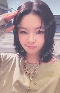 THIS IS FOR MUSICPLANT LUCKY DRAW JEONGYEON photocard image