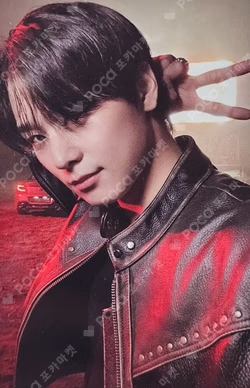 a;effect WEVERSE JUYEON photocard image
