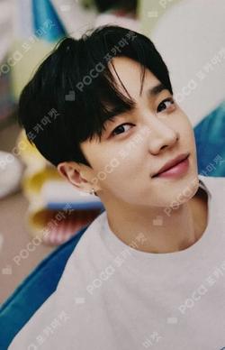 Highlight OFFICIAL FANCLUB LIGHT 3rd WELCOME KIT LEE GI KWANG photocard image
