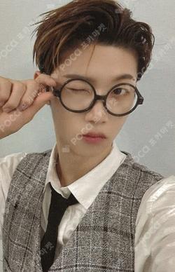 HOUSE OF TRICKY : SPUR SOUND WAVE HYUNWOO photocard image