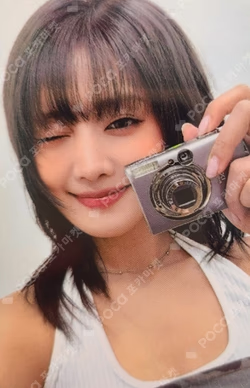 We are Hellolive shop LUCKY DRAW MINNIE photocard image