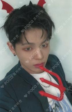 Un: SEEN KPOP STORE WINNER