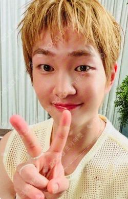 PERCENT APPLEMUSIC LUCKY DRAW ONEW photocard image
