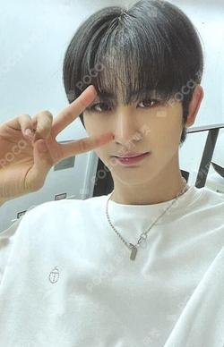 YOUNITE 1ST FAN CONCERT YOUNICAST PHOTOCARD SET HYUNGSEOK photocard image