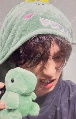 a;effect APPLEMUSIC LUCKY DRAW