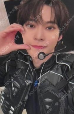 SMTOWN LIVE 2025 in TOKYO RANDOM PHOTO CARD DOYOUNG photocard image