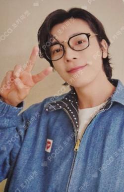 SMTOWN LIVE 2025 in TOKYO RANDOM PHOTO CARD DONGHAE photocard image
