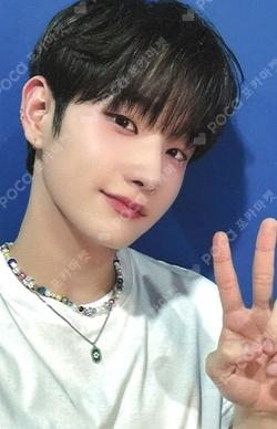 DKZ 5TH ANNIVERSARY POP-UP STORE LUCKY DRAW GiSeok photocard image