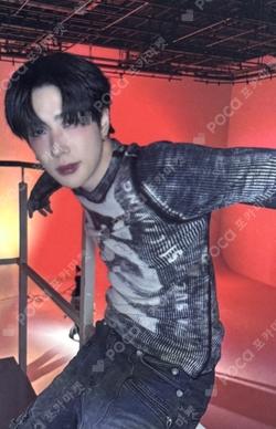 ONE FACT Jong Woo photocard image