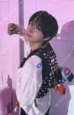 ONE FACT Ye Dam photocard image