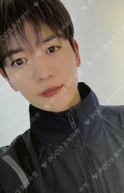 17TH ANNIVERSARY SHINING MIRROR KEYRING SET MINHO photocard image