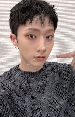 DUH! SOUND WAVE JIUNG photocard image