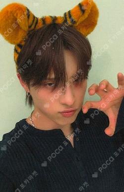 DUH! APPLEMUSIC KEEHO photocard image