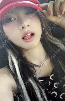 iLy HOLDER VER. KANNY photocard image