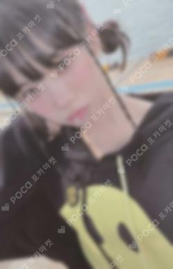ANTIFRAGILE COMPACT Ver. KIM CHAEWON photocard image