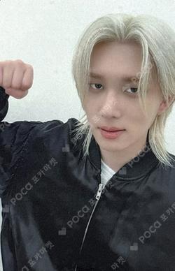 DUH! SOUND WAVE THEO photocard image