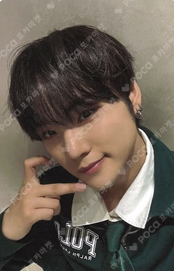 ONE QUESTION Release Event SIYUN photocard image