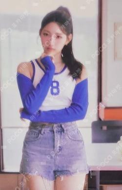 iLy KEY RING VER. JUNHWI photocard image