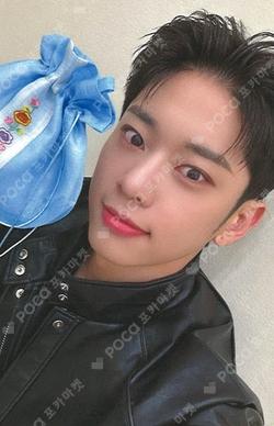 BORN LIKE THIS MAKESTAR KIM DONG HYUN photocard image