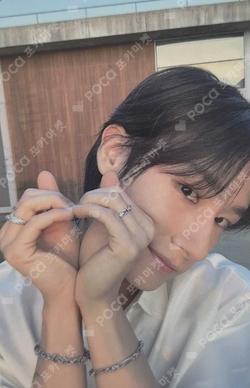 I.M WORLD TOUR 2024 [Off The Beat] IN SEOUL Badge Set I.M photocard image