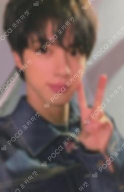 Echo UNIVERSAL LUCKY DRAW Jin photocard image
