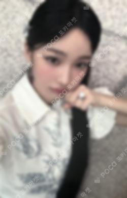 2025 ILLIT GLITTER DAY IN JAPAN GLLIT Membership (JP) IROHA photocard image
