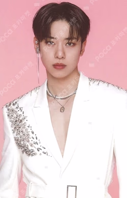 2023 AB6IX WORLD TOUR THE FUTURE TIN CASE PHOTOCARD SET