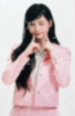 2025 ILLIT GLITTER DAY IN JAPAN PHOTO CARD IROHA photocard image