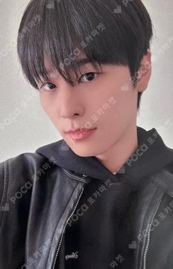 Unexpected EVERLINE JUYEON photocard image