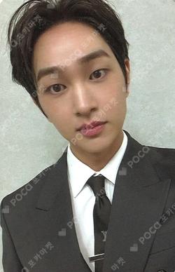 PERCENT Digipack Ver. ANIMALS Ver. ONEW photocard image