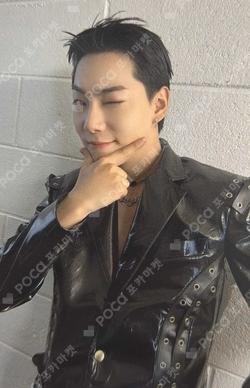 Goosebumps Spun Sugar Ver. E-TION photocard image